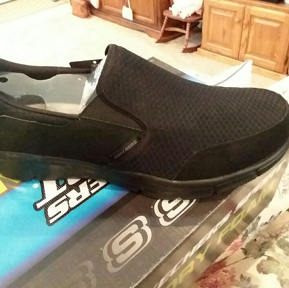 Skecher sport memory foam